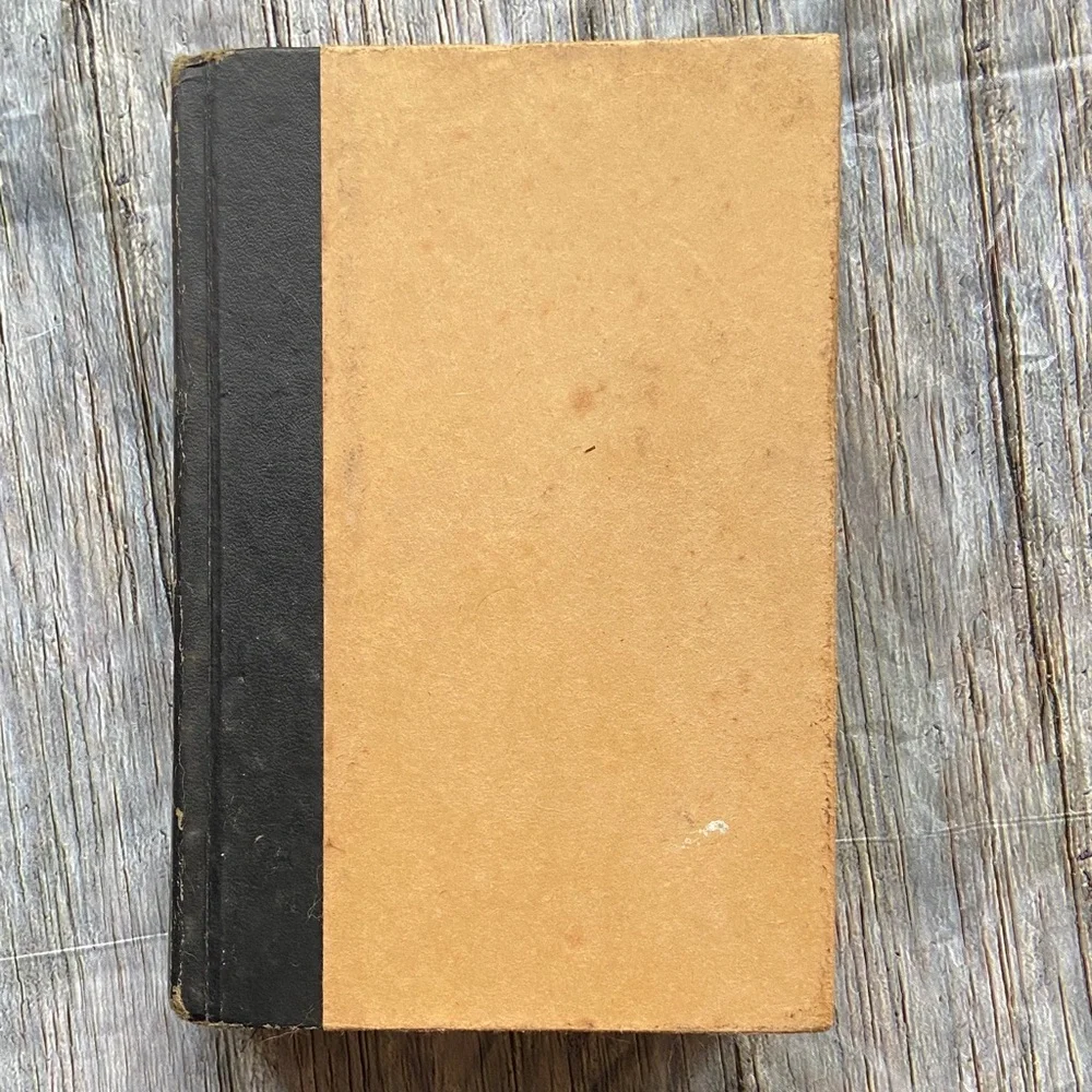 Vintage Classic Alex Haley 'Roots' Hardcover Book copyright 1976